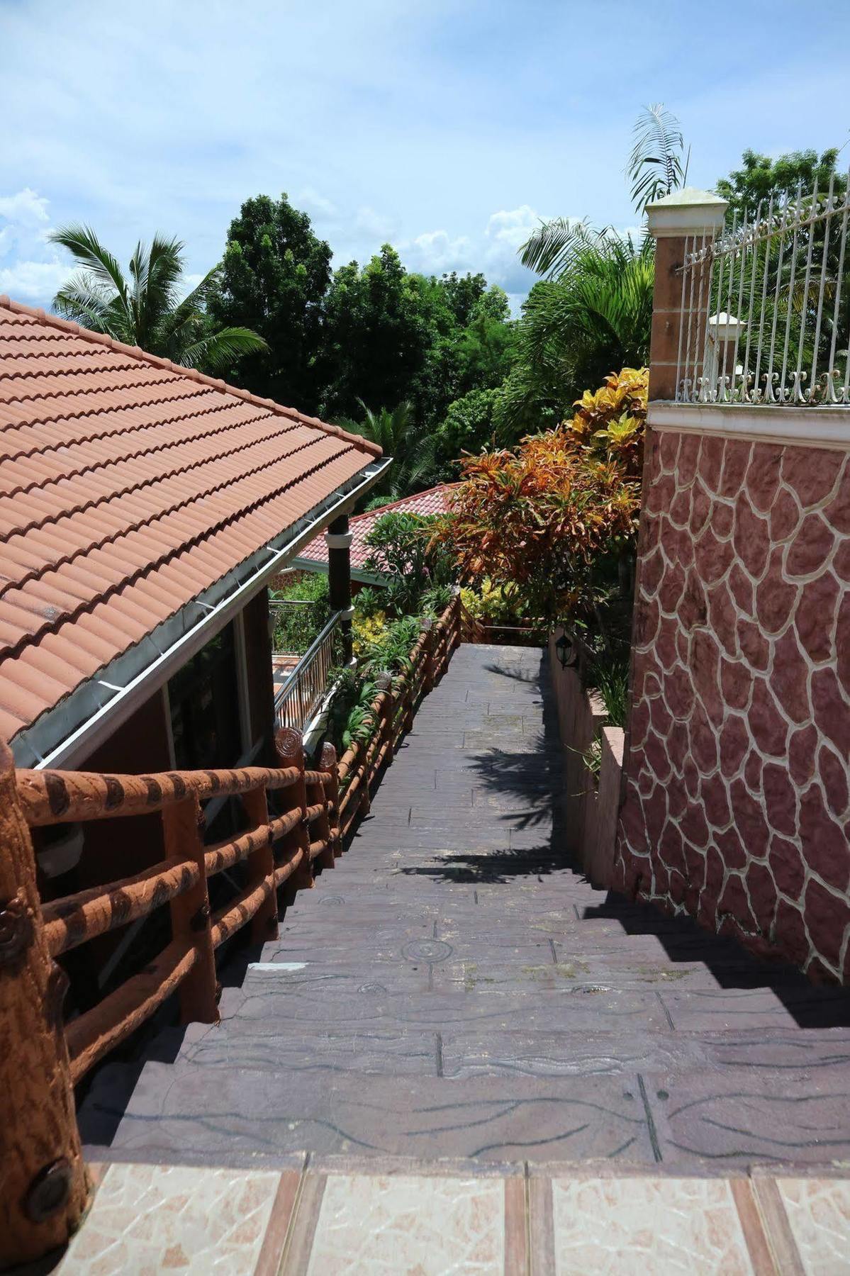Jannah Glycel Beach House Guimaras Exterior foto